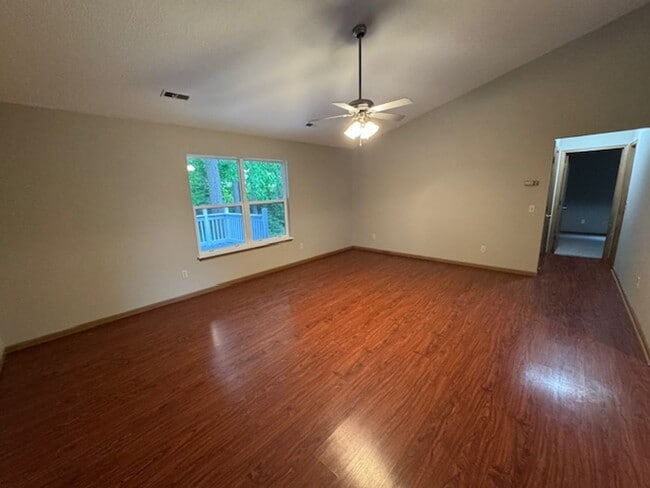 Building Photo - 3217 Cedar Ridge Run