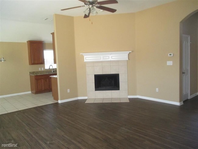 Foto del edificio - 4 br, 2 bath House - 938 Barrymore Ln