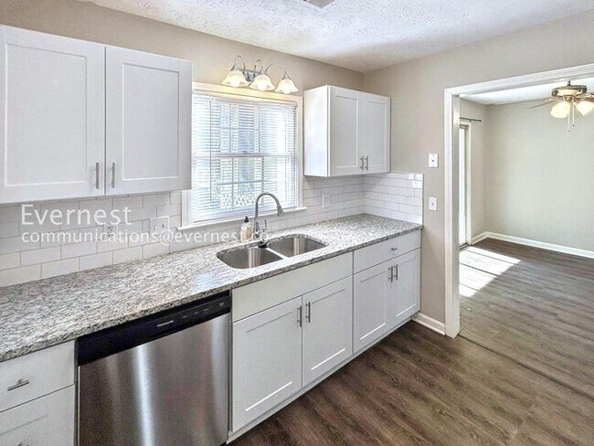 Foto del edificio - 295 E Burns Ct SW