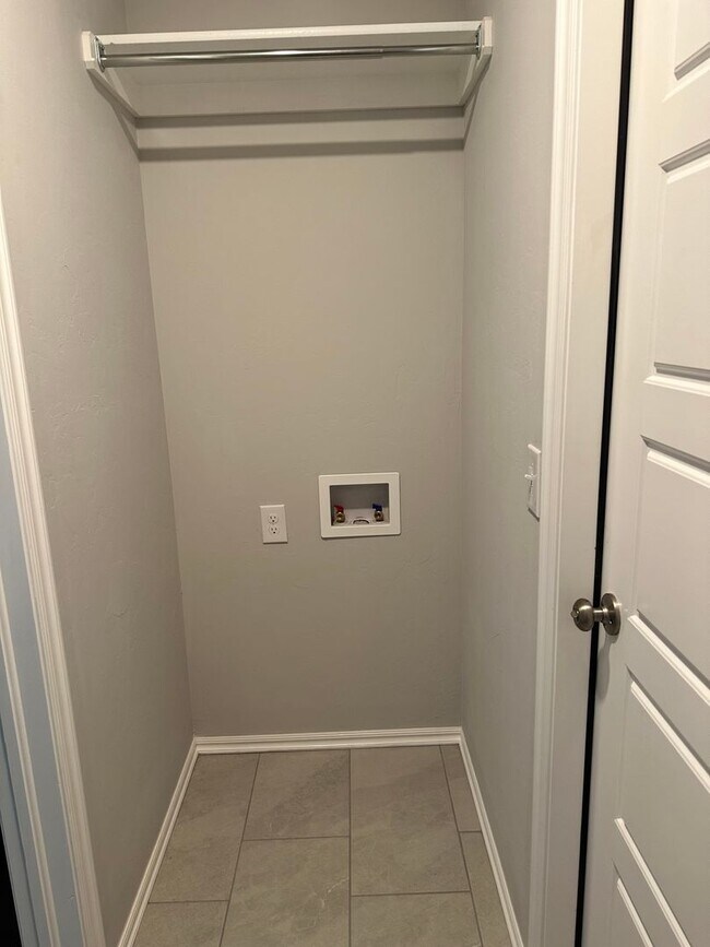 Building Photo - FIRST MONTH FREE!