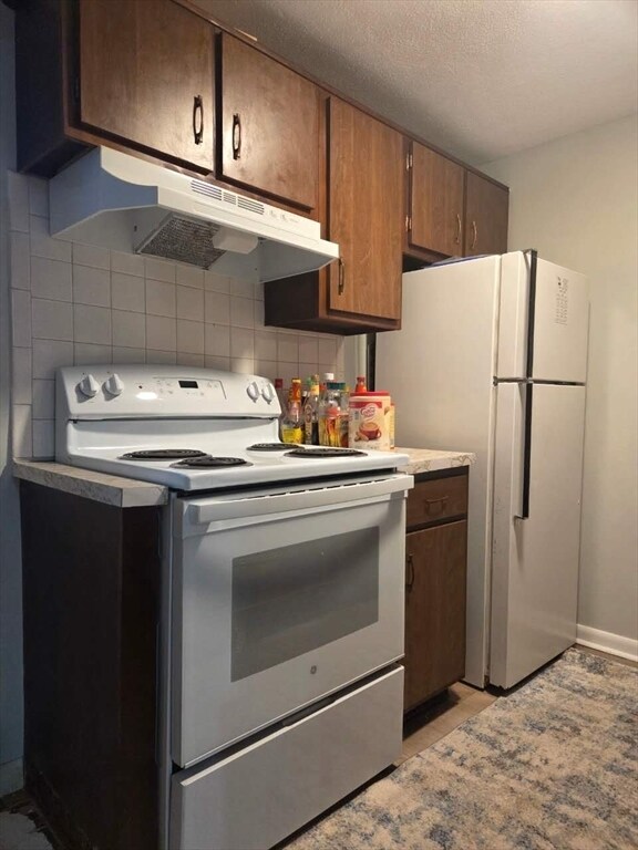 Foto del edificio - 6 Woodcrest Ct