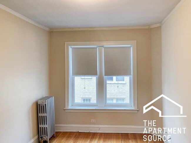 Foto del edificio - 1606 W Sunnyside Ave