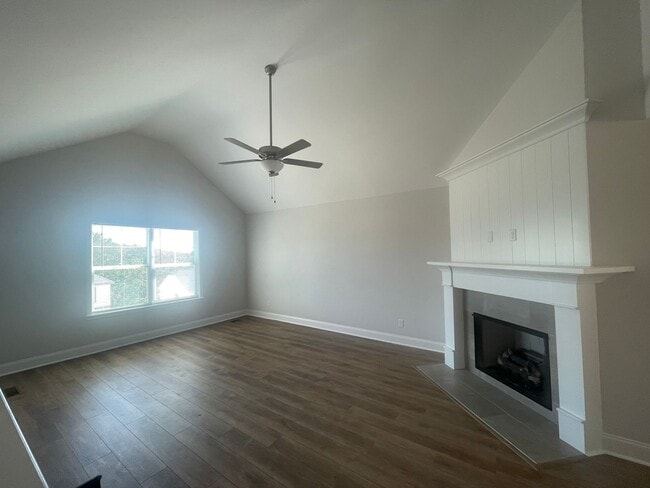 Photo - Ooltewah Rental 3 Bedrooms + Full Finished Basement House