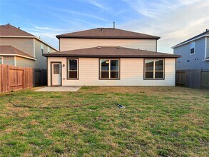 Building Photo - 9662 Caney Trails Rd