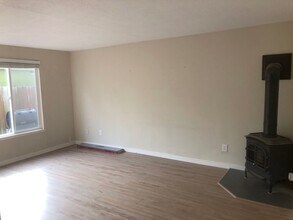 Building Photo - 9469-9473-9473 N Saint Louis Ave
