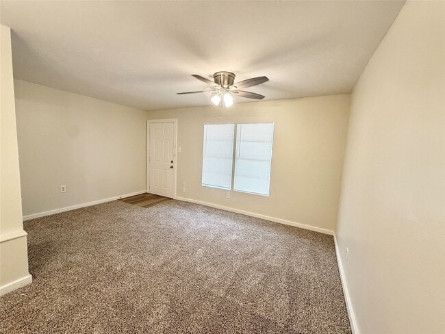 Foto del edificio - 5415 Scott St