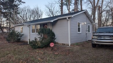 Building Photo - 19 Ducker Rd