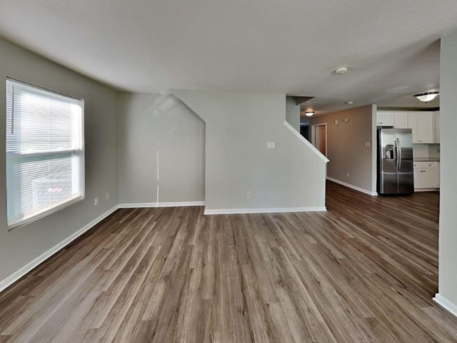 Building Photo - 934 Littleton Dr