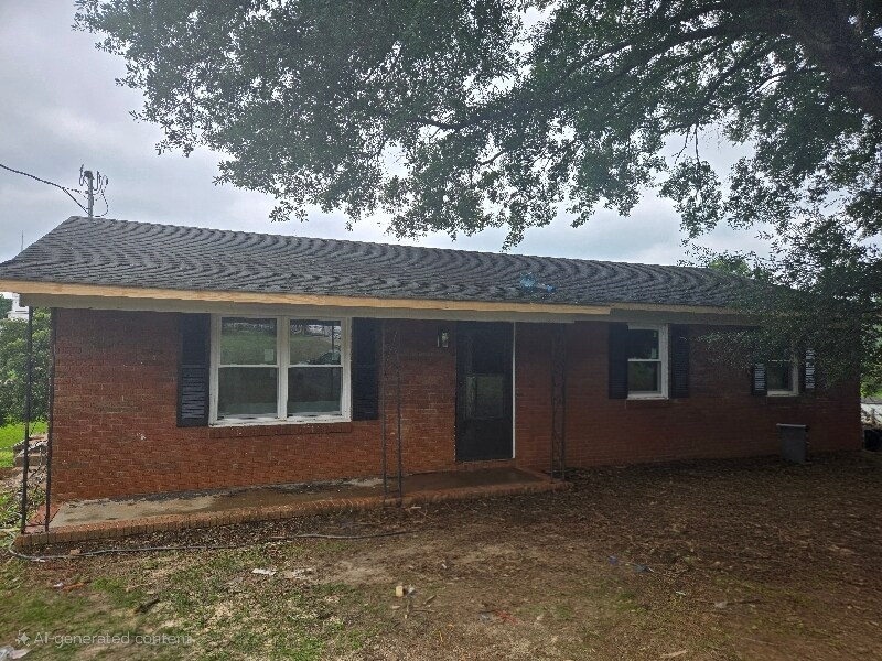 Foto principal - 235 Roseborough Rd