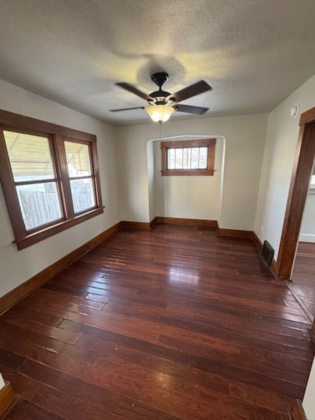 Building Photo - 1830 3rd St