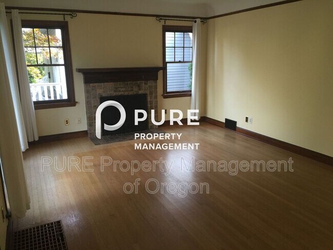 Foto del edificio - 2716 NE 27th Ave