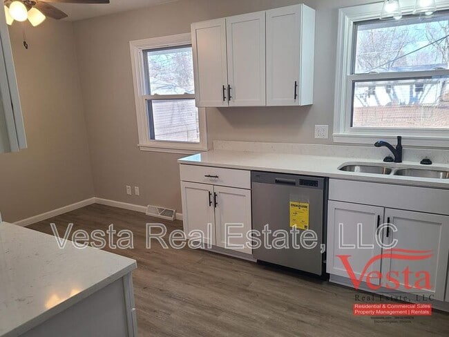 Foto del edificio - 1219 Rutledge Rd