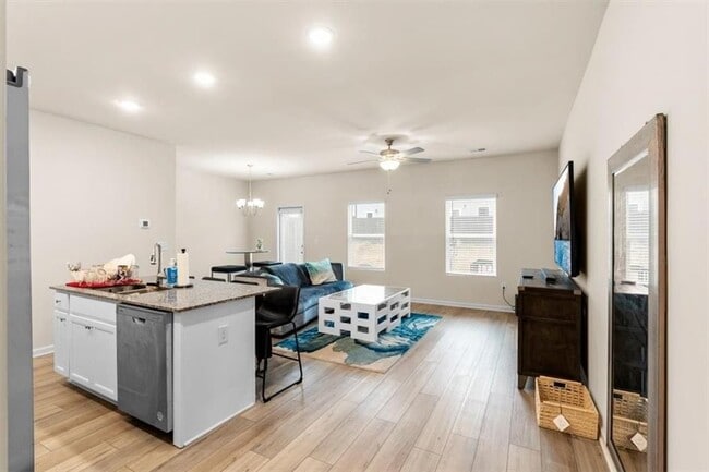 Foto del edificio - 1144 Westhampton Wy