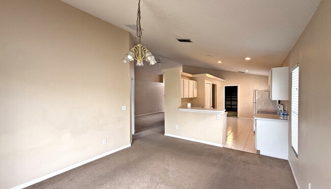 Building Photo - 332 Cheshire Way