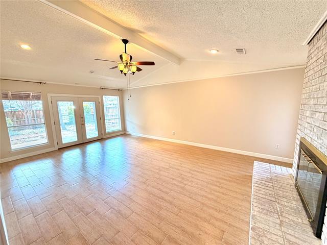 Building Photo - 2018 Tree House Ln