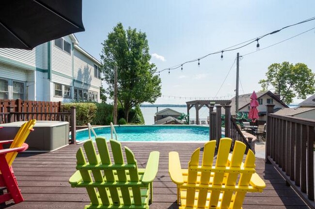 Foto del edificio - 38635 N Drexel Blvd