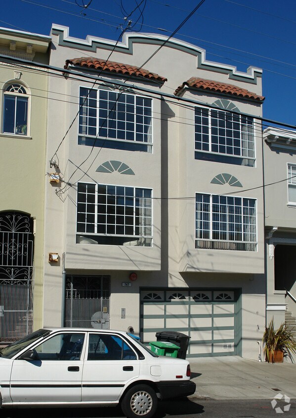 Building Photo - 747 19th Ave
