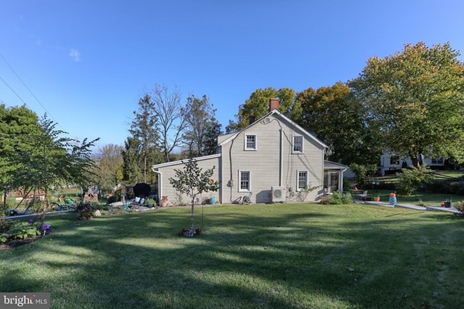 Building Photo - 261 Rexmont Rd