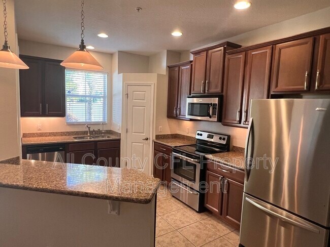 Photo - 4979 Poplopen Ln Townhome