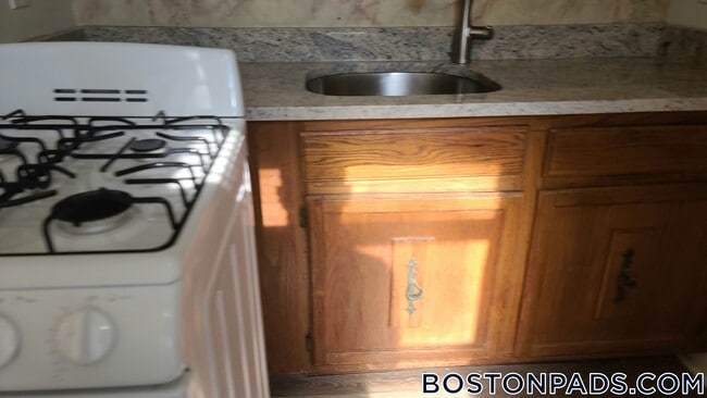 Foto del edificio - 349 Pleasant St