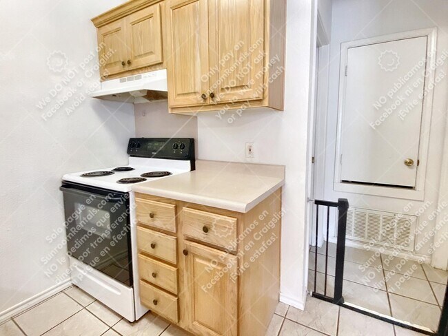 Foto del edificio - 427 Lindsey St 111