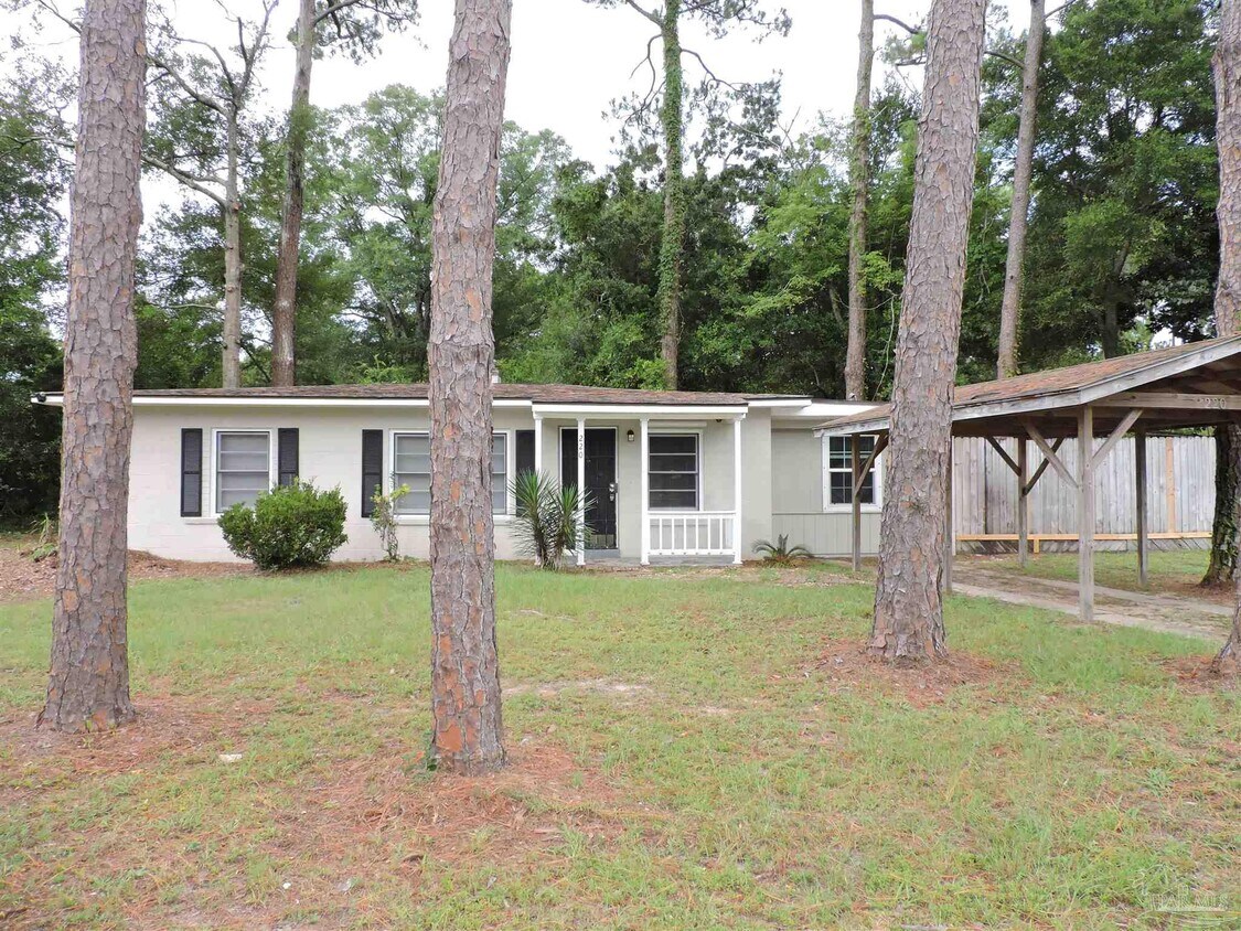 Foto principal - 220 E Highland Dr