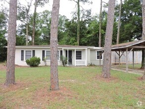 Building Photo - 220 E Highland Dr
