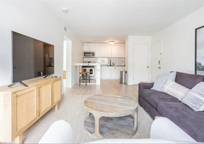 Foto del edificio - 1700 SW 16th Ct