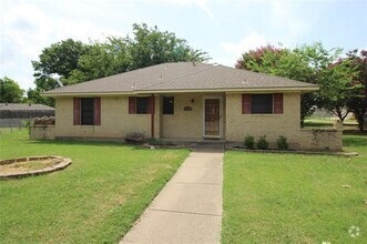 Building Photo - 1610 Ridge Ct