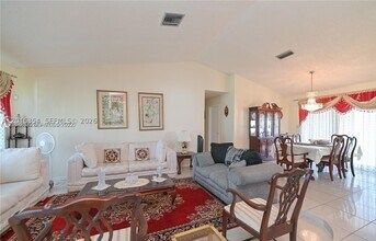 Building Photo - 9612 SW 117th Ct