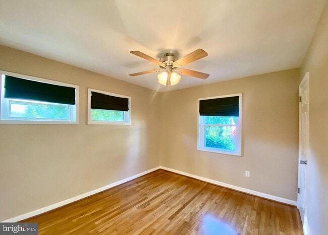 Foto del edificio - 6201 Hillview Ave