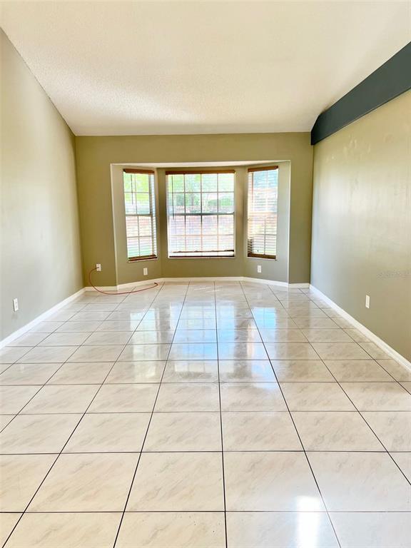 Foto del edificio - 1004 Eagens Creek Ct