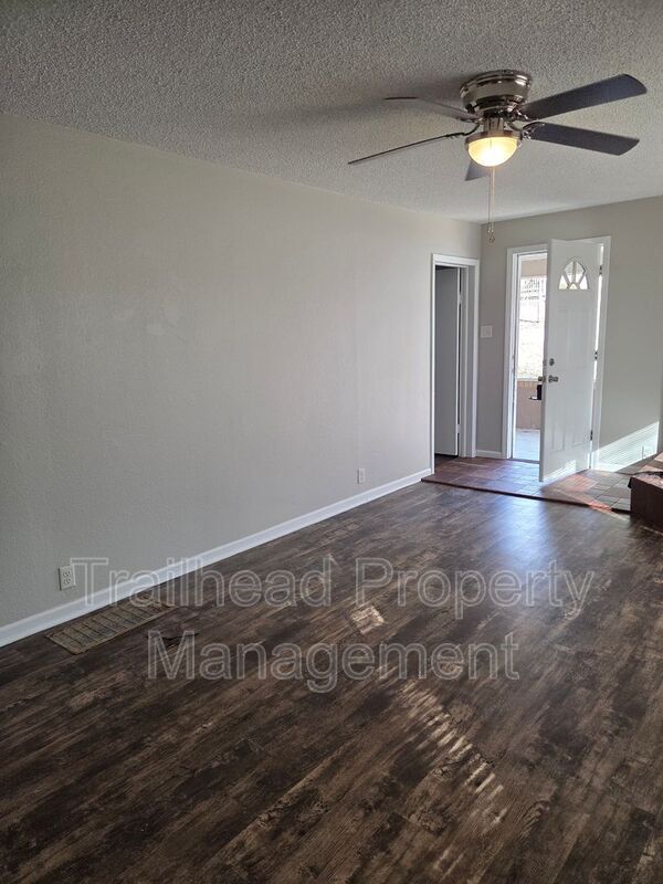 Foto del edificio - 1502 S Pleasant St