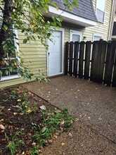 Building Photo - 286 Yelton Ct