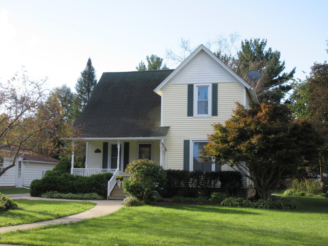 Primary Photo - 225 High St