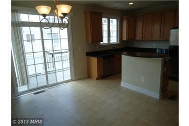 Foto del edificio - 580 Pelican Ave