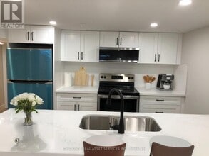 Building Photo - 277 34th St