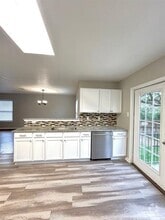 Building Photo - 22202 Pelican Edge