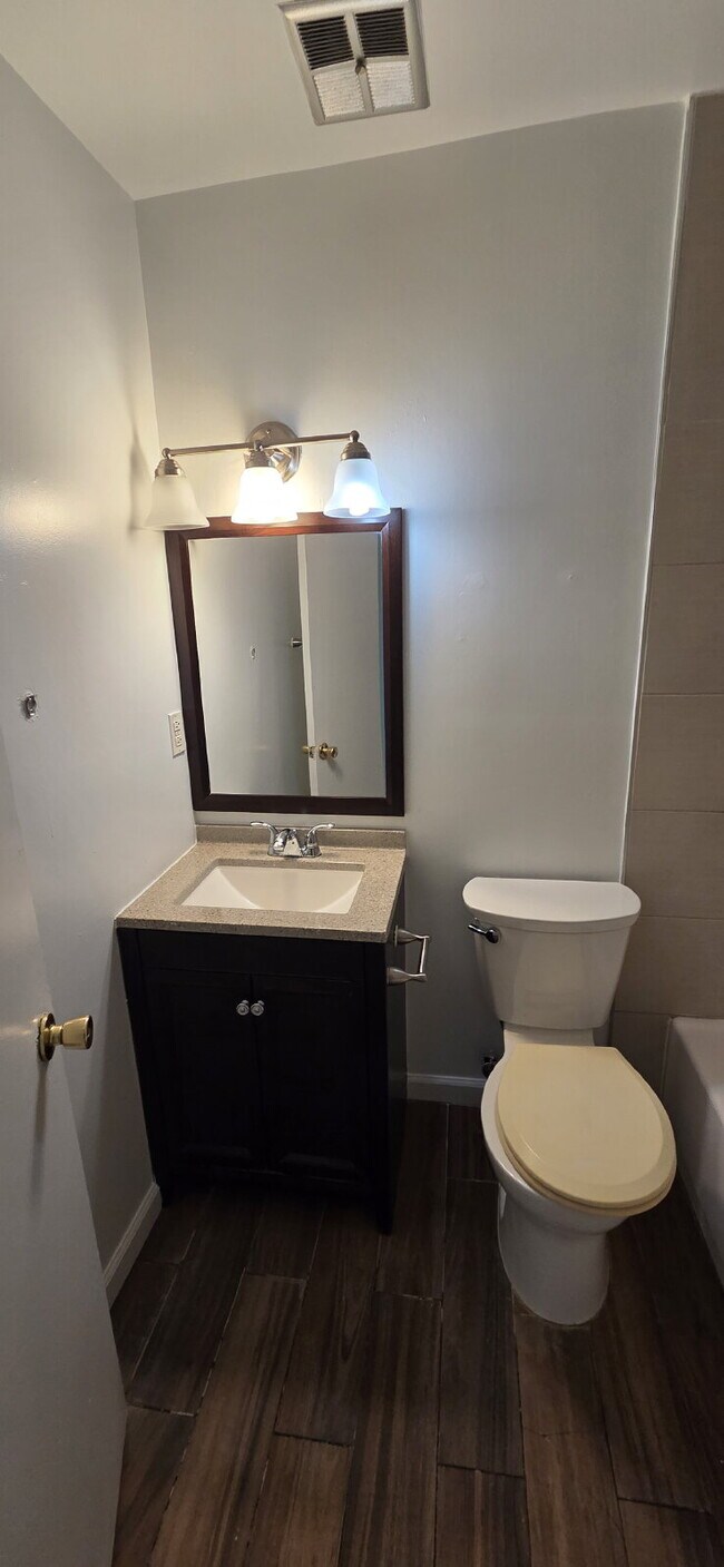 Foto del edificio - Beautiful 3BR Home in Lorton