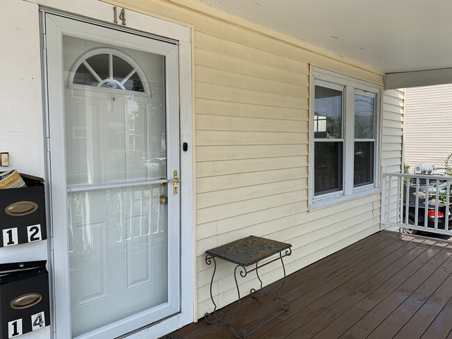 Photo - 14 Henley St House