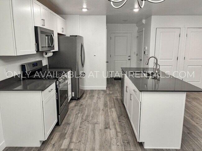 Foto del edificio - 3741 W 860 N