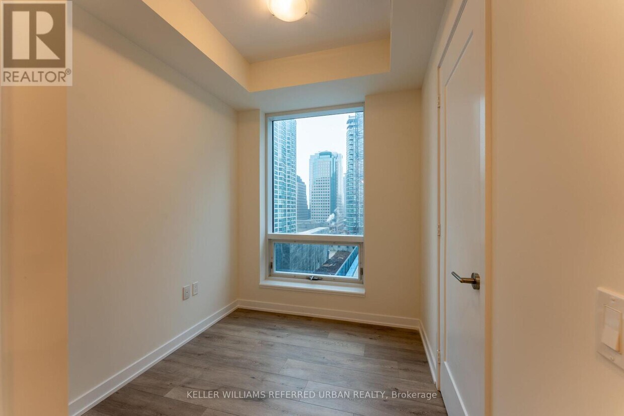 Photo principale - 28-828 Freeland St