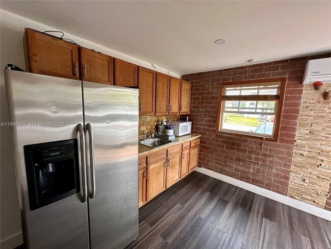 Building Photo - 15448 SW 62nd St