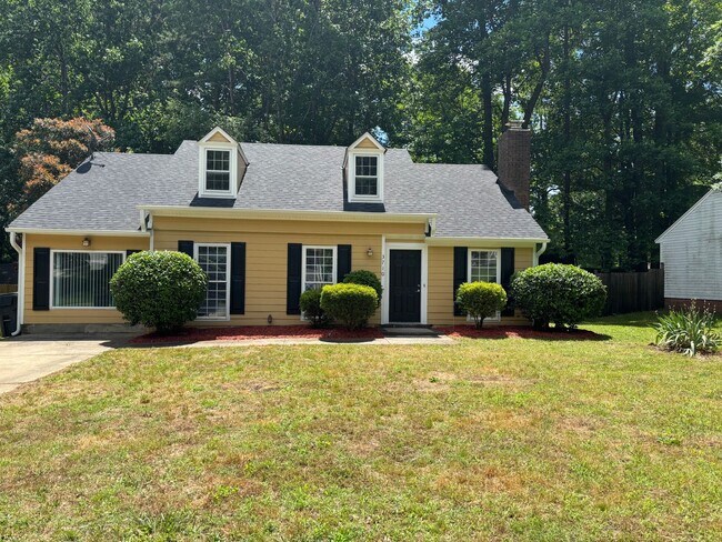 Building Photo - Move-in ready home in Old Oaks!