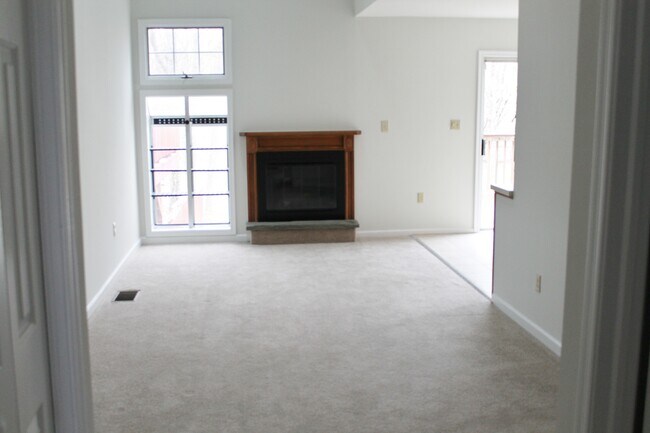 Foto del edificio - 520 Upland St