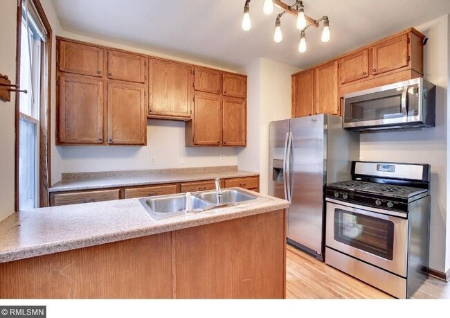 Large Kitchen with all Appliances - including Diswasher - 351 Grand Ave