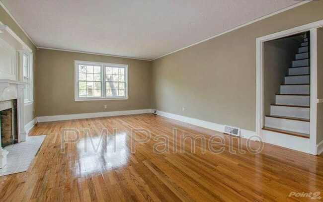 Foto del edificio - 800 S Holly St