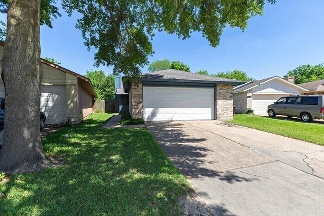 Building Photo - 17720 Northhagen Dr