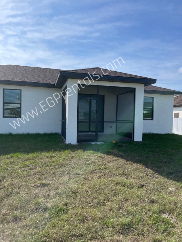 Building Photo - 1841 NW 20th Ave
