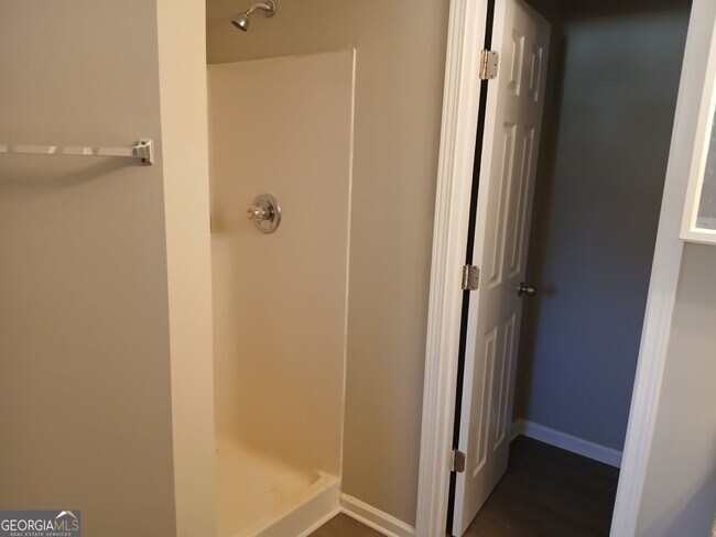 Foto del edificio - 5190 Hanover St